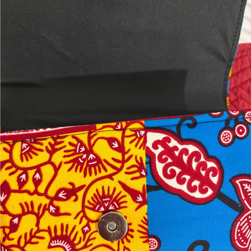 Colorful Patterned Clutch - Picture 8 of 9